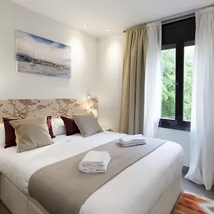 Apartment Eixample Building By Mercedes Heritage, Barcelona
