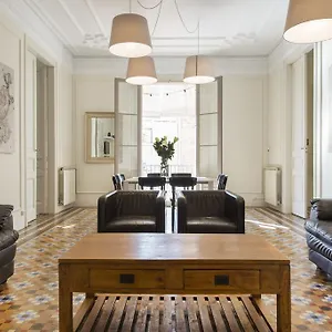  Apartment Sibsbcn- Rambla- Family Friends Business Spain